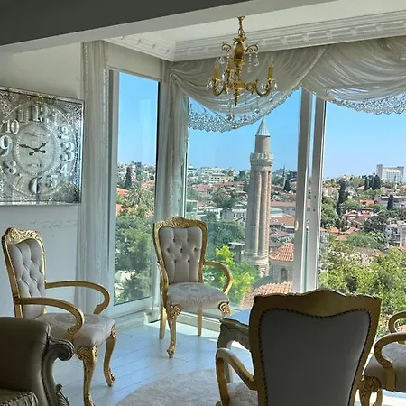 Konyaalti Plajina 10 Dakika Kral Dairesi * Antalya
